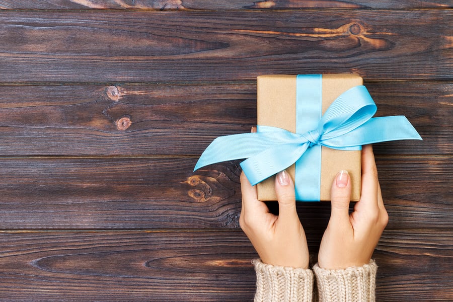 Are Gifts to Tenants Tax Deductible 